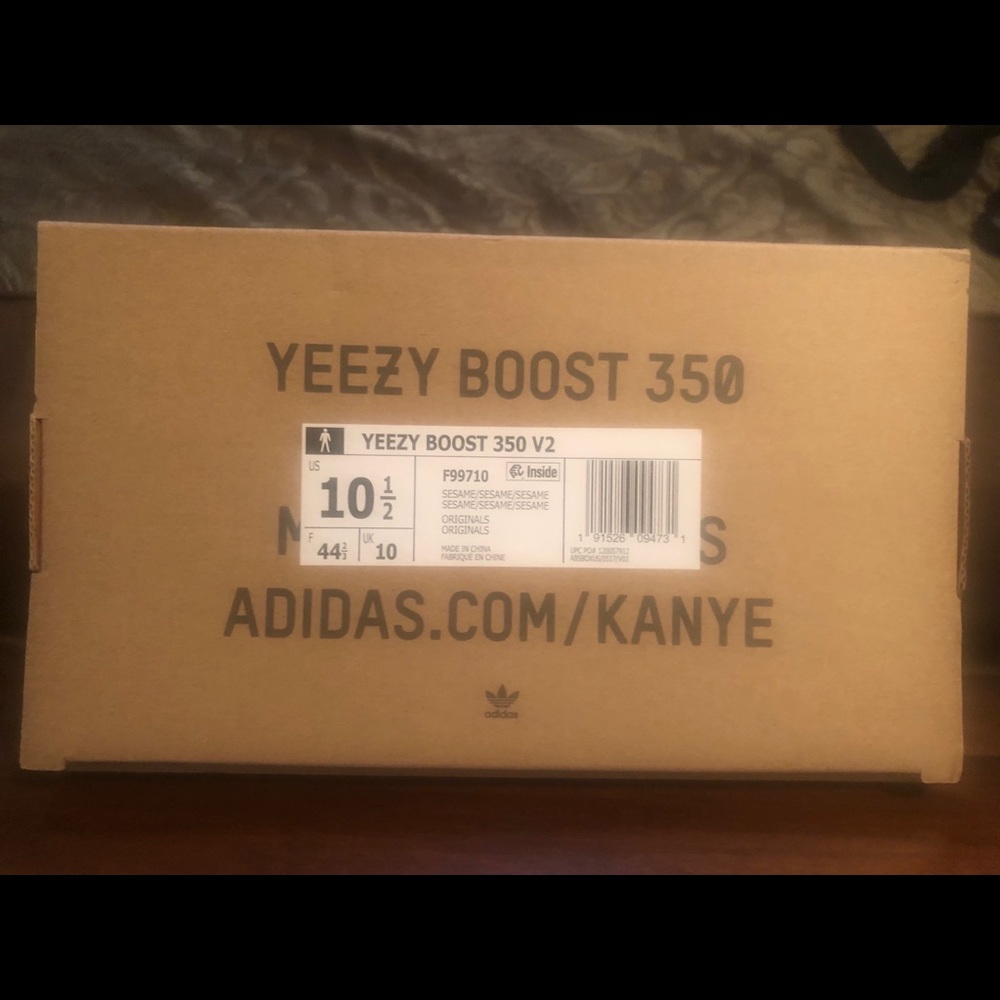 ADIDAS YEEZY BOOST 350 V2 - Picture 7 of 8